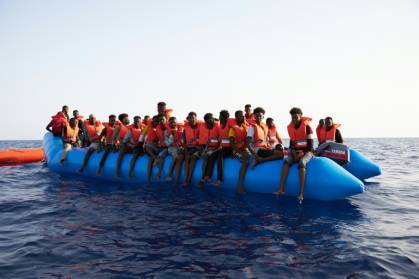 plus de 110 migrants portés disparus après un naufrage.jpg plus de 110 migrants portés disparus après un naufrage.jpg