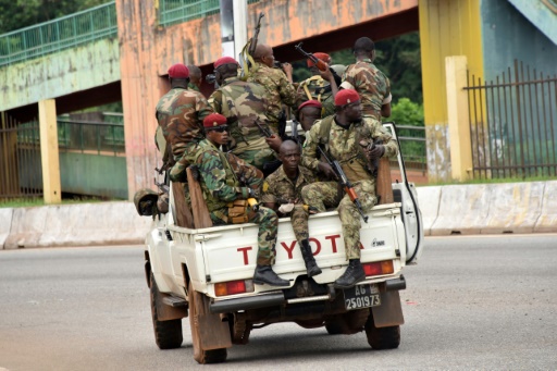 Coup d'Etat en Guinée, le président Alpha Condé capturé par les putschistes