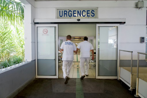 Polynésie : dans un hôpital saturé, les soignants continuent de lutter