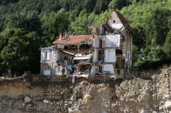 Alpes-Maritimes : un an après les crues, des plaies encore visibles