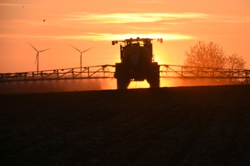 Du glyphosate dans les urines de volontaires-plaignants, selon une étude