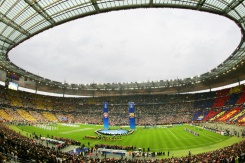Ukraine: le monde sportif sanctionne la Russie, privée de finale de Ligue des champions.
