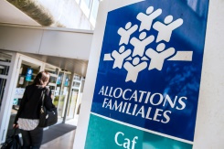 les CAF désormais systématiquement chargées de verser les pensions alimentaires.jpg les CAF désormais systématiquement chargées de verser les pensions alimentaires.jpg