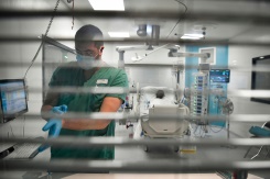 Santé: le nombre d'infirmières en activité fortement surestimé, selon le ministère