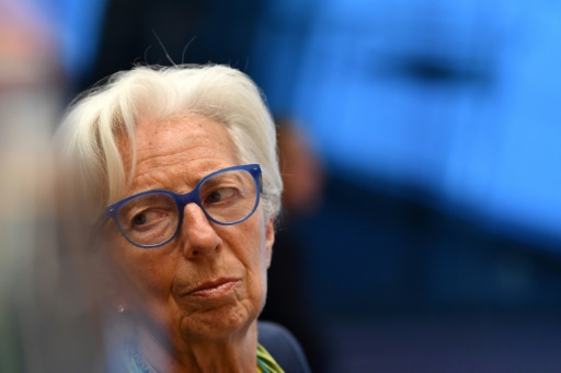 La BCE, plus hardie que prévu, met fin à l'ère des taux négatifs