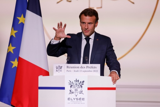 Asile et immigration : Macron annonce un projet de loi pour début 2023