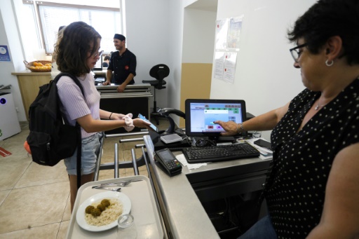 Etudiants : un repas à un euro jusqu'à Noël pour les plus précaires, promet la ministre