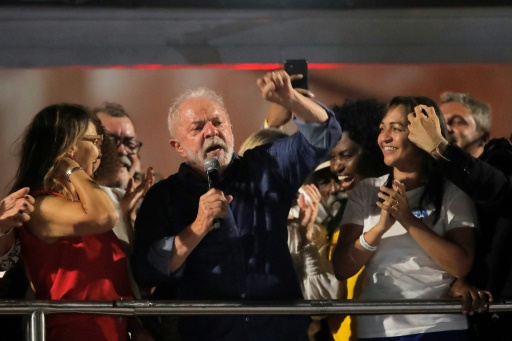 Brésil : mandat compliqué en vue pour Lula, Bolsonaro muré dans le silence