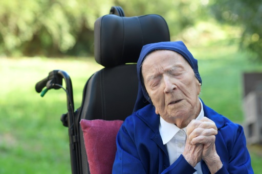 Le paradis ne pouvait plus attendre : décès de soeur André, Française doyenne de l'humanité