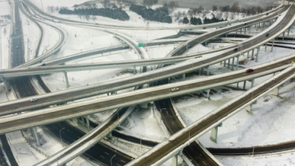 Une tempête fait au moins 32 morts, des dizaines de milliers d'Américains sans courant à Noël.jpg Une tempête fait au moins 32 morts, des dizaines de milliers d'Américains sans courant à Noël.jpg