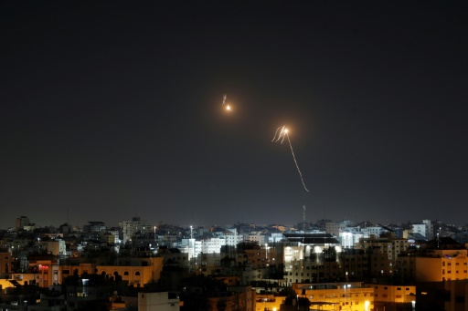 Israël frappe le Liban et Gaza après des tirs de roquettes contre son territoire