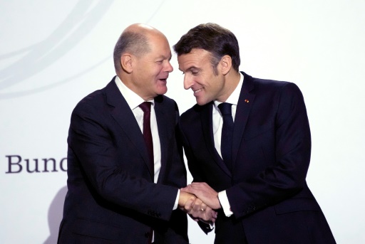 Macron et Scholz relancent la "locomotive" franco-allemande, des divergences demeurent