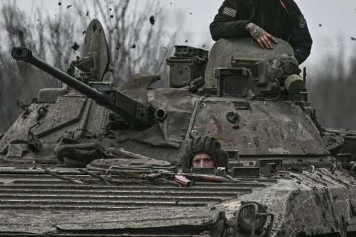 Ukraine : intenses combats pour le contrôle du centre de Bakhmout
