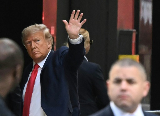 Trump attendu au tribunal mardi pour une comparution historique