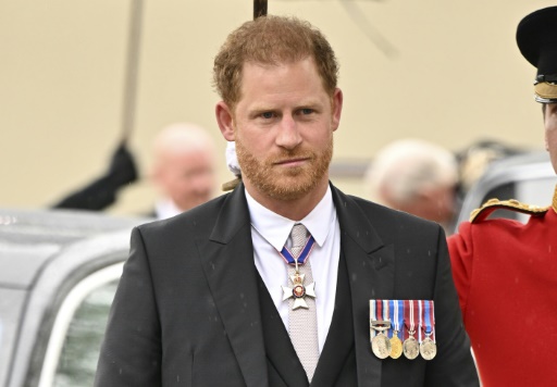 Le prince Harry à la barre des témoins contre un tabloïd à Londres