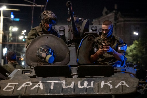 Russie : repli des forces de Wagner, le camp Poutine miné par les "divisions" selon l'Occident