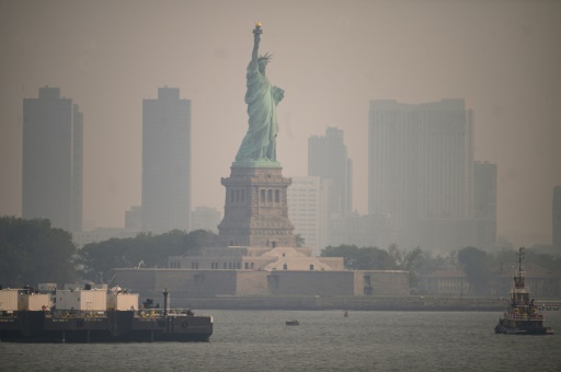 Le Québec brûle, les Etats-Unis enfumés