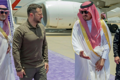 Assad caps return to Arab fold at Saudi-hosted summit.jpg