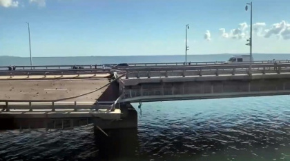 L'accord céréalier a expiré, Kiev frappe le pont de Crimée.jpg L'accord céréalier a expiré, Kiev frappe le pont de Crimée.jpg