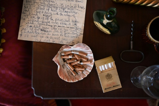 Les députés britanniques votent pour le projet d'un Royaume-Uni sans tabac