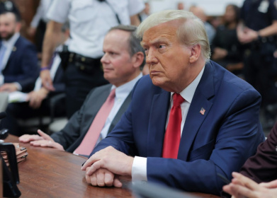 L'ex-président américain Donald Trump lors d'une audience à son procès civil pour fraudes, à New York, le 17 octobre 2023 L'ex-président américain Donald Trump lors d'une audience à son procès civil pour fraudes, à New York, le 17 octobre 2023