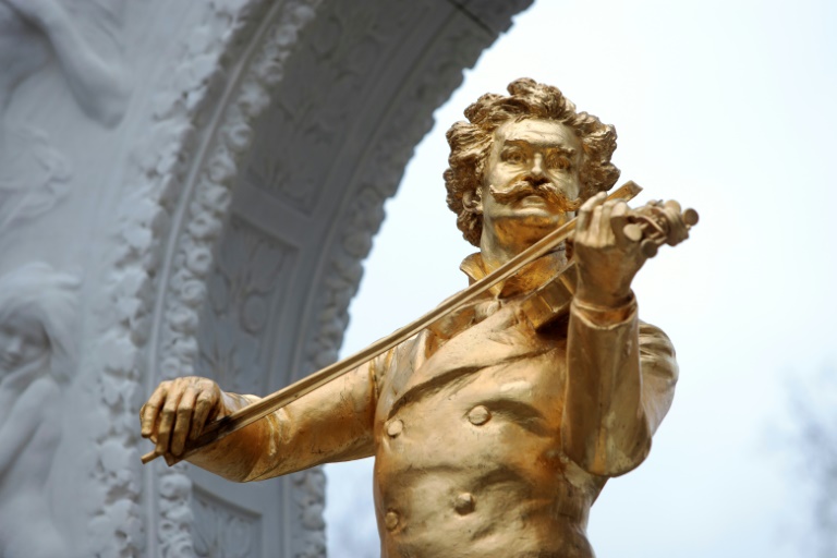 200 ans après sa naissance, Strauss fils donne toujours le la