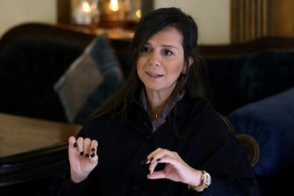 Rasha Muhrez, directrice pour la Syrie chez Save the Children, donne une interview à Damas le 30 décembre 2024 Rasha Muhrez, directrice pour la Syrie chez Save the Children, donne une interview à Damas le 30 décembre 2024