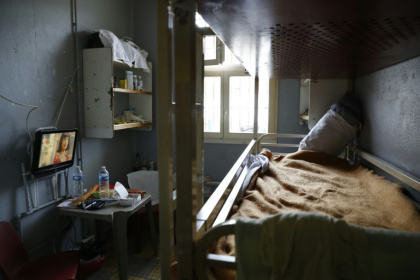 Avec 81.599 détenus recensés au 1er février, les prisons françaises n'ont jamais connu un nombre aussi élevé de personnes incarcérées Avec 81.599 détenus recensés au 1er février, les prisons françaises n'ont jamais connu un nombre aussi élevé de personnes incarcérées