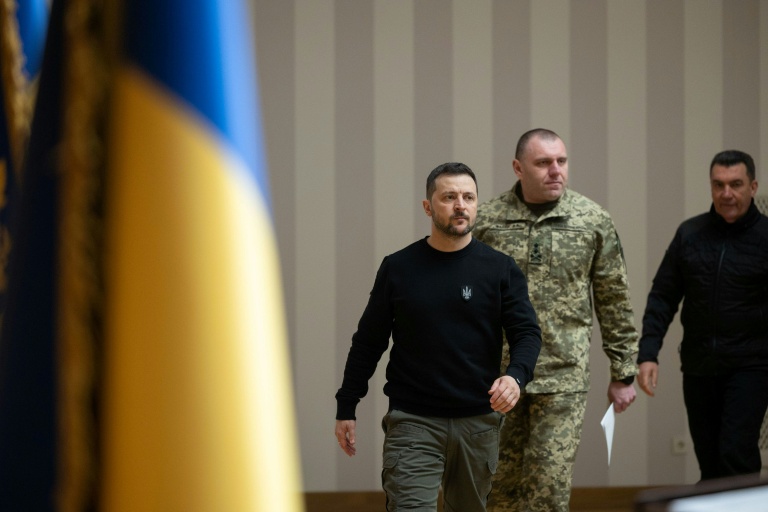 L'Ukraine mène une vaste attaque contre l'aviation russe, jusqu'en Sibérie