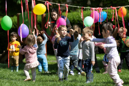 Des enfants jouent à l'école maternelle « Grigor Vitez » à Samobor, en Croatie, le 15 avril 2025 - DAMIR SENCAR (AFP) Des enfants jouent à l'école maternelle « Grigor Vitez » à Samobor, en Croatie, le 15 avril 2025 - DAMIR SENCAR (AFP)