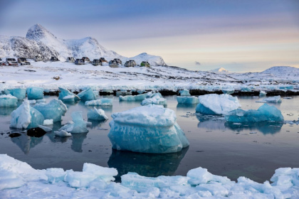 Des blocs de glace au large de Nuuk, au Groenland, le 7 mars 2025 - Jonathan WALTER, Valentina BRESCHI, Sabrina BLANCHARD (AFP) Des blocs de glace au large de Nuuk, au Groenland, le 7 mars 2025 - Jonathan WALTER, Valentina BRESCHI, Sabrina BLANCHARD (AFP)