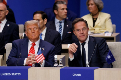 Le président américain Donald Trump (g) et le secrétaire général de l'Otan Mark Rutte à l'ouverture du sommet de l'Otan, le 25 juin 2025 à La Haye, aux Pays-Bas - Handout (AFP) Le président américain Donald Trump (g) et le secrétaire général de l'Otan Mark Rutte à l'ouverture du sommet de l'Otan, le 25 juin 2025 à La Haye, aux Pays-Bas - Handout (AFP)