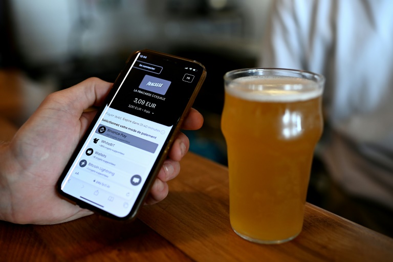 Près de Bordeaux, l'essor timide des emplettes quotidiennes en cryptomonnaies