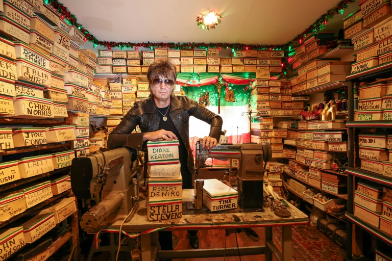 Pied à pied, un cordonnier préserve le glorieux passé d'Hollywood