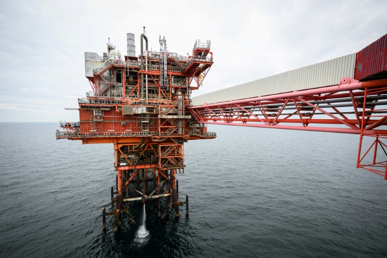 Énergies fossiles : 28 "bombes carbone" démarrées depuis 2021, alertent des ONG