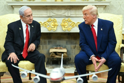 Le président américain Donald Trump reçoit lundi le Premier ministre israélien Benjamin Netanyahu pour la quatrième fois depuis le début de l'année - SAUL LOEB (AFP) Le président américain Donald Trump reçoit lundi le Premier ministre israélien Benjamin Netanyahu pour la quatrième fois depuis le début de l'année - SAUL LOEB (AFP)