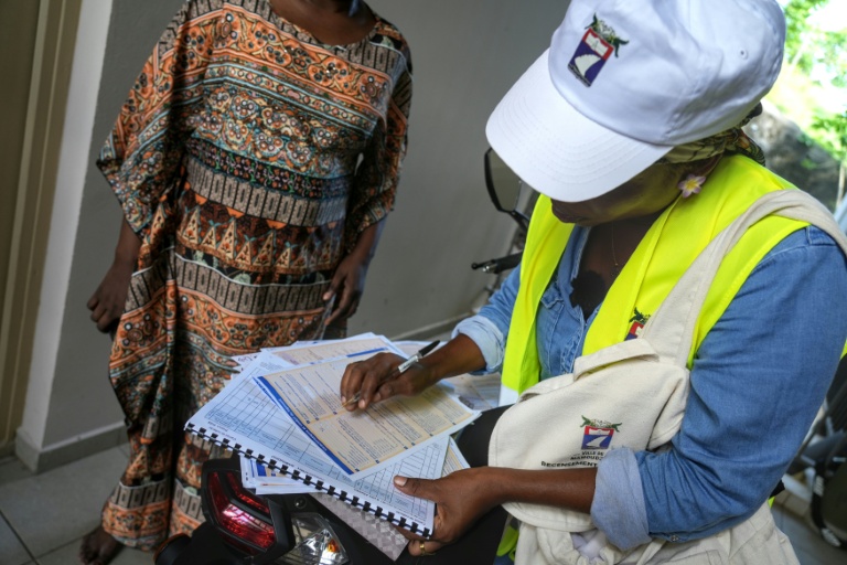 À Mayotte, les agents recenseurs toquent à toutes les portes