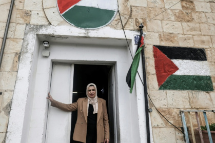 Aisha Khatib, directrice de l'école des jumeaux Ahmad et Mohammad, le 10 février 2026 à Naplouse, en Cisjordanie occupée - Jaafar ASHTIYEH (AFP)