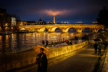 Sur les quais de Seine à Paris le 29 novembre 2025 - Dimitar DILKOFF (AFP)