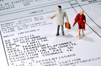 L'écart de rémunération médiane annuelle brute (fixe + variable) entre les femmes et les hommes cadres a de 2.000 euros entre 2024 et 2025, atteignant 16% - PHILIPPE HUGUEN (AFP)