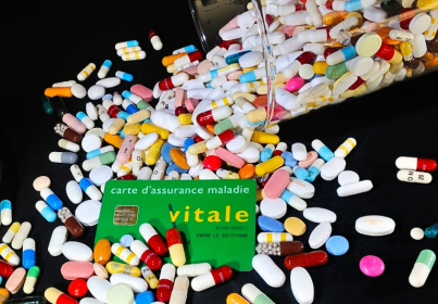 Maladies chroniques: trop de patients "décrochent" de leur traitement, alertent des experts - PHILIPPE HUGUEN (AFP)