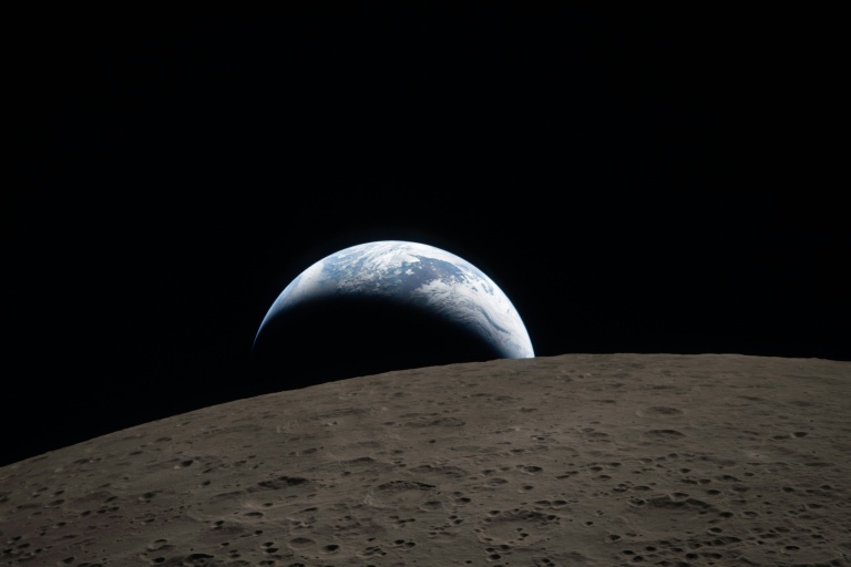 La Nasa publie la photo d'un sublime coucher de Terre, les astronautes d'Artémis sur le retour