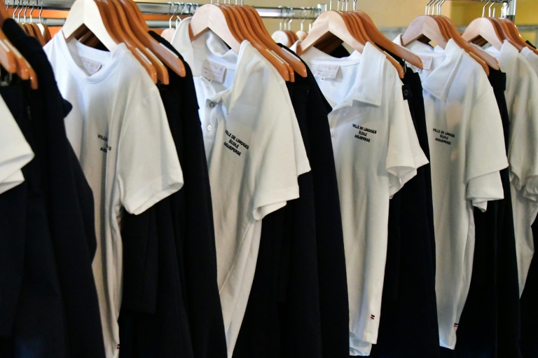 Uniforme à l'école : des effets inégaux, selon une première étude