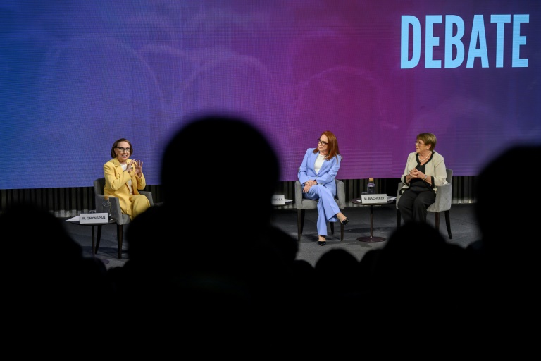 Une femme à la tête de l'ONU ? Les candidates débattent à Genève