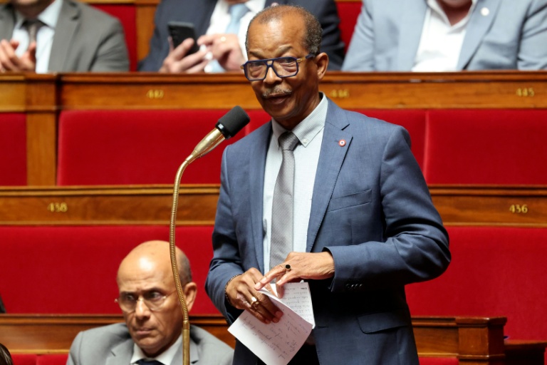 Scandale du chlordécone : le Parlement reconnaît la part de responsabilité de l'Etat