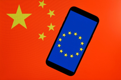 L'UE réfléchit à durcir son arsenal de mesures pour protéger ses industries menacées par la concurrence chinoise - Nicolas TUCAT (AFP)