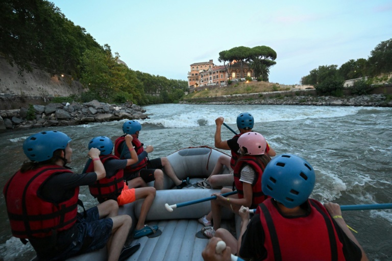 À Rome, le rafting sur le Tibre pour fuir la chaleur