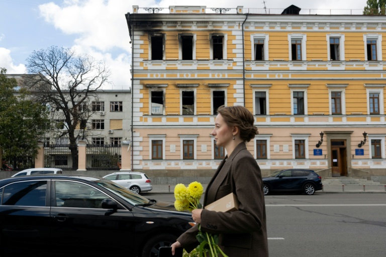 À Kiev, le quotidien bouleversé par l'évolution des attaques russes